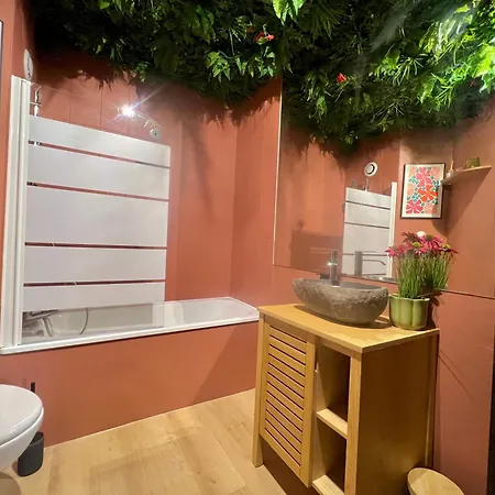 Art Deco Avec Terrasse Aux Portes Du Parc * Chasseneuil-du-Poitou