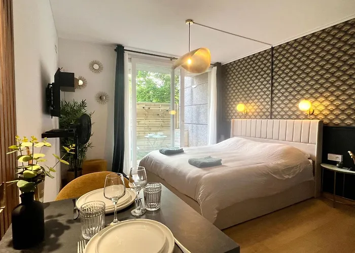 Apartment Art Deco Avec Terrasse Aux Portes Du Parc